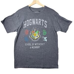 Harry Potter School of Witchcraft and Wizardry Graphic Tee Size L